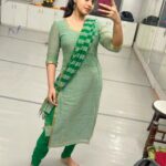 Siddhi Idnani Instagram - 🌻🥰🌸🌈💜🧿