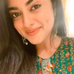 Siddhi Idnani Instagram - felt posty today 🤷🏻‍♀️💚