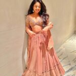 Siddhi Idnani Instagram - ✨👸🏻✨ styled by - @romamamiaa wearing - @the_adhya_designer