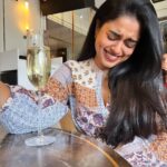 Siddhi Idnani Instagram - to be happy in the now, unapologetically 💜🍍