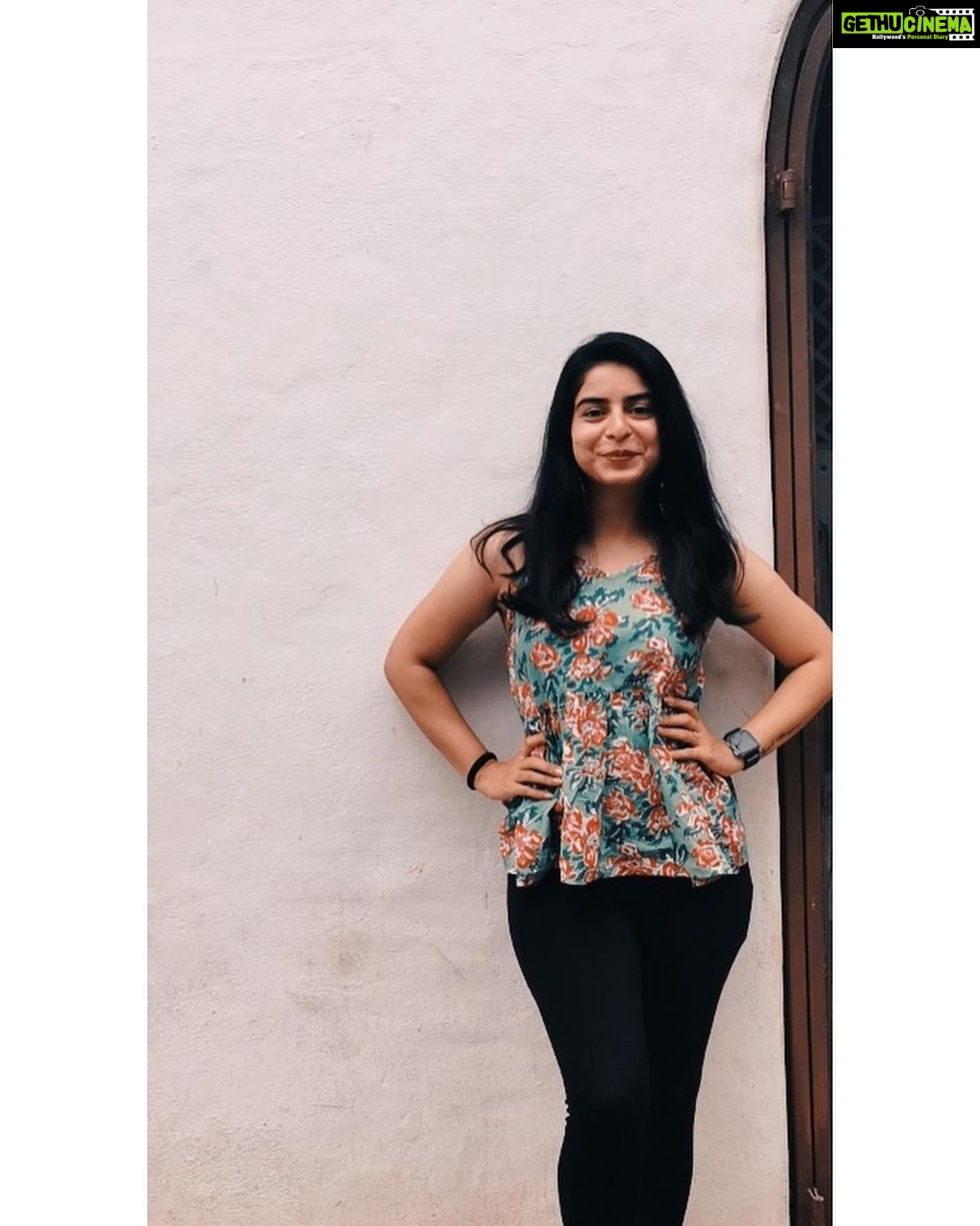 Siddhi Mahajankatti Instagram - • DM @elaani.in for fashionable - Sustainable Clothing • Green Theory