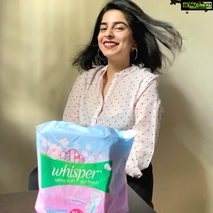 Siddhi Mahajankatti Instagram - •I hate the icky sticky feeling during periods - especially when it messes with my work schedules and shoots. Last month when I unboxed the Whisper Ultra Softs Air Fresh hamper, I knew it was going to be my choice of pad every month! With Whisper Ultra Softs Air I have found the best way to stay comfortable, active, and fresh all day long. • #FeelAiryFeelFresh #Whispersoftsairfresh #whisperindia #period #sanitarypads #sanitarynapkins Bangalore, India