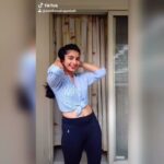 Siddhi Mahajankatti Instagram – • Damn ” _______” what ? 🙈•
PS : I just lip synched guys , so please do help me out here in what the word actually is 😂

#420 #dancepractice Bangalore, India