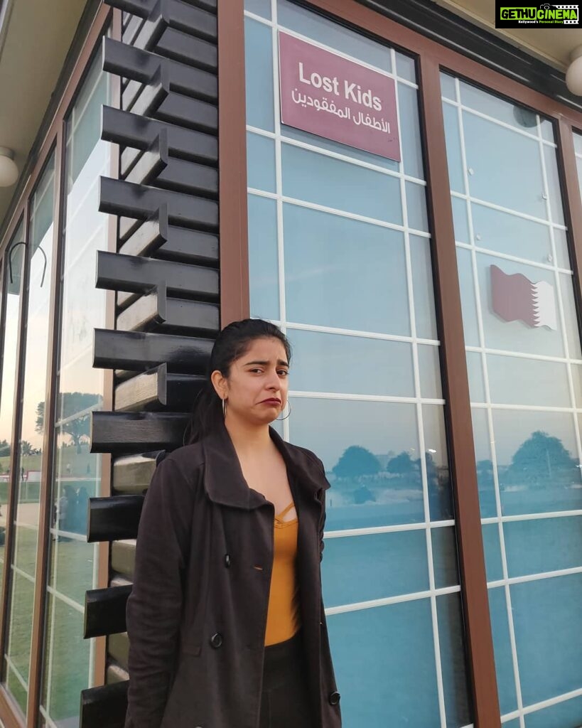 Siddhi Mahajankatti Instagram - • I'm a lost kid after getting back to Bangalore 😭• PC : @rameezpoyil Aspire Park Doha Qatar