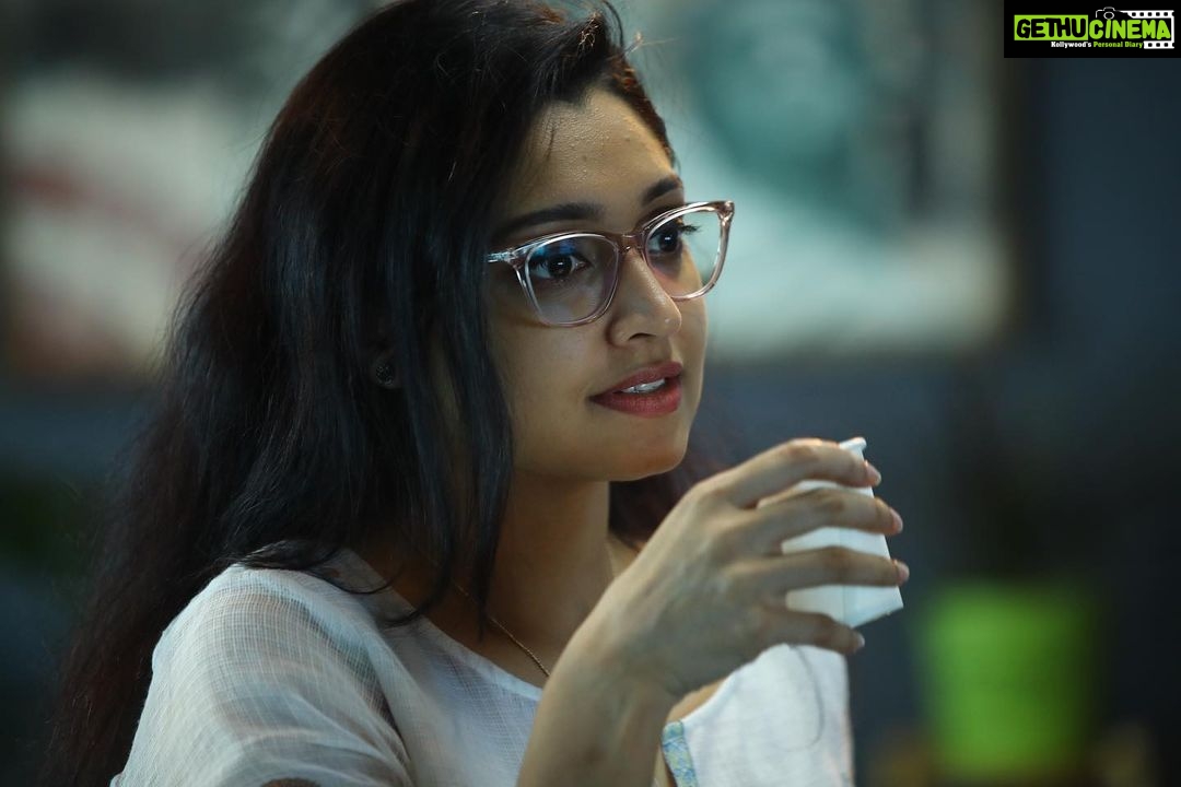 Sija Rose Instagram - Being Teena! My first day of Roy shoot started at Teena’s work place! A passionate journalist, woman of her word and a girl boss of her life! Creating her with those subtle looks and mannerisms. . #royteena #roymovie #malayalammovies #sijaarose