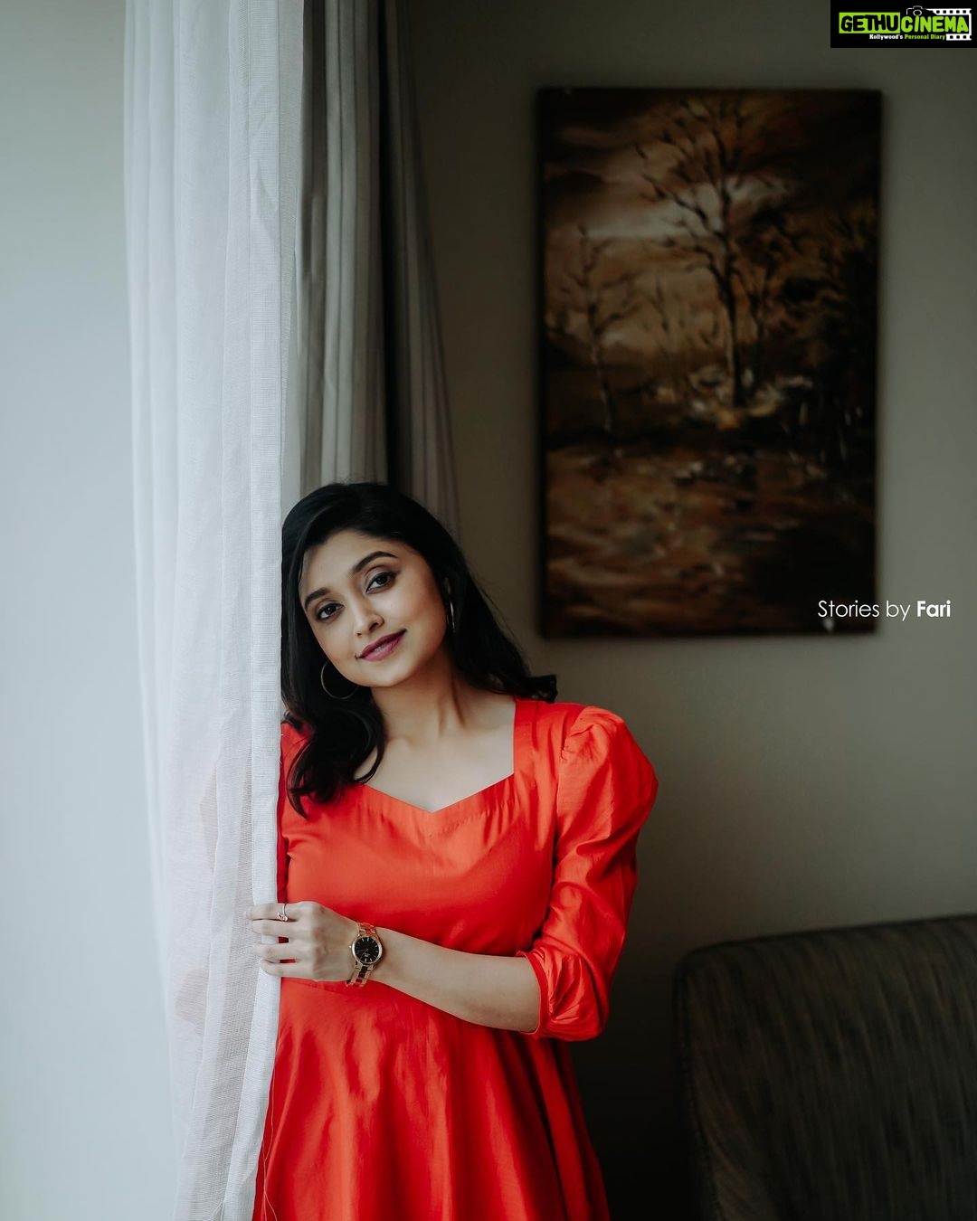 Sija Rose Instagram - . . . In frame @sija_rose_george Thanks @esquire.photography Styling @shantikrishna Makeup @vini_makeup_artist. Picture @stories_by_fari #actor #actors #movies #kerala #model #makeup #makeupartist #kochi #love #ernakulam #modeling #photooftheday #photographer #photo #photography Crowne Plaza Kochi