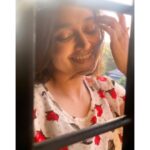 Sija Rose Instagram - Roses aren’t always red Violets aren’t blue Whatever it may be SHINE BRIGHT As you always do! . #shine #asyoudo #stayingstrong #withmysmileon #💕