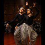 Sija Rose Instagram - They say there are shortcuts to happiness and dancing is one of them. So just get up and dance. You’ll feel better! Enjoy each step along the way, Expressing that language for which we have no words. To watch us dance is to hear our heart speak. 💫✨ Photograph: @rejeesh_varghese Dance floor: @thudippu_ Makeup : @lilly_shaneesh_makeup #dance #dancereels #indiandance #classicaldance #dancinggirl #beat #instagood #picoftheday #kerala #letsdance #shakeyourbooty