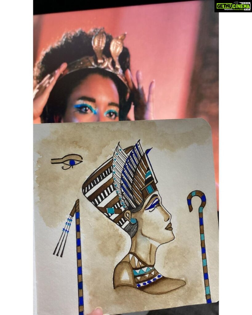 Sija Rose Instagram - CLEOPATRA: I am Isis, Queen of Kings I would die for Egypt! What would you die for? . When you talk about female empowerment remember ‘There is no Rome without Egypt’ Her story resonates with every woman. A daughter,wife,mother,Queen! . Have you watched QUEEN CLEOPATRA on #netflix @netflix_in . #netflixseries #netflixshows #queencleopatra #queen #coffeeart #canvas #mothersday