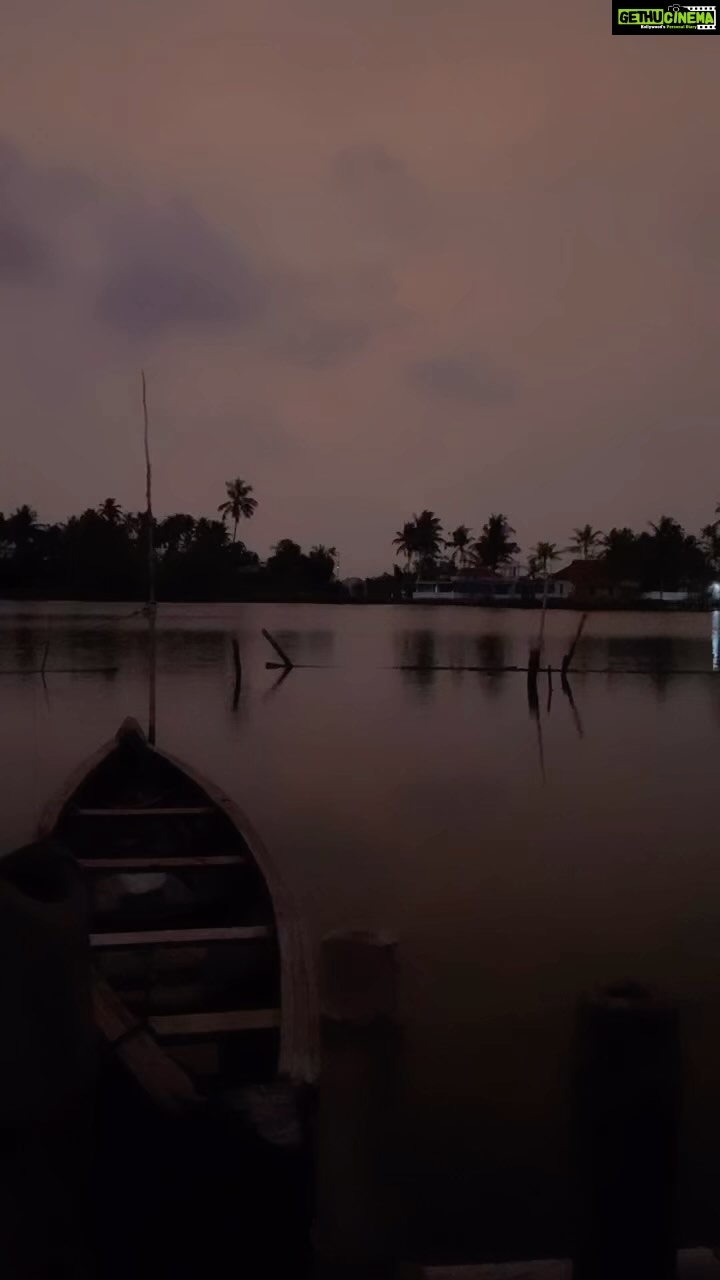Sija Rose Instagram - If you see something that moves you, capture it. Don’t let your time pass without taking a moment to appreciate it. . One such moment from my journey! . #trending #trendingreels #trendingaudio #moments #ınstagood #instagram #instadaily
