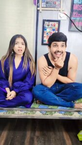Simran Budharup Instagram - Cheerleader ya Virat Kohli? 🏏🤪🤣
#ipl2023

🎥 @alicekaushikofficial 

#ipl #cricket #comedy #cricketfever #reelkarofeelkaro #funnyvideos
