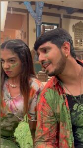Simran Budharup Instagram - Rishita Aur Shiva Ki Aapdha Ko Simran Aur Kanwar Ne Avsar Mein Badal Liya 🤣

#gobargang #gobar #fun #funny #bts #shoot #actors #actorslife #hair #makeup #follaoe #pandyastore #starplus