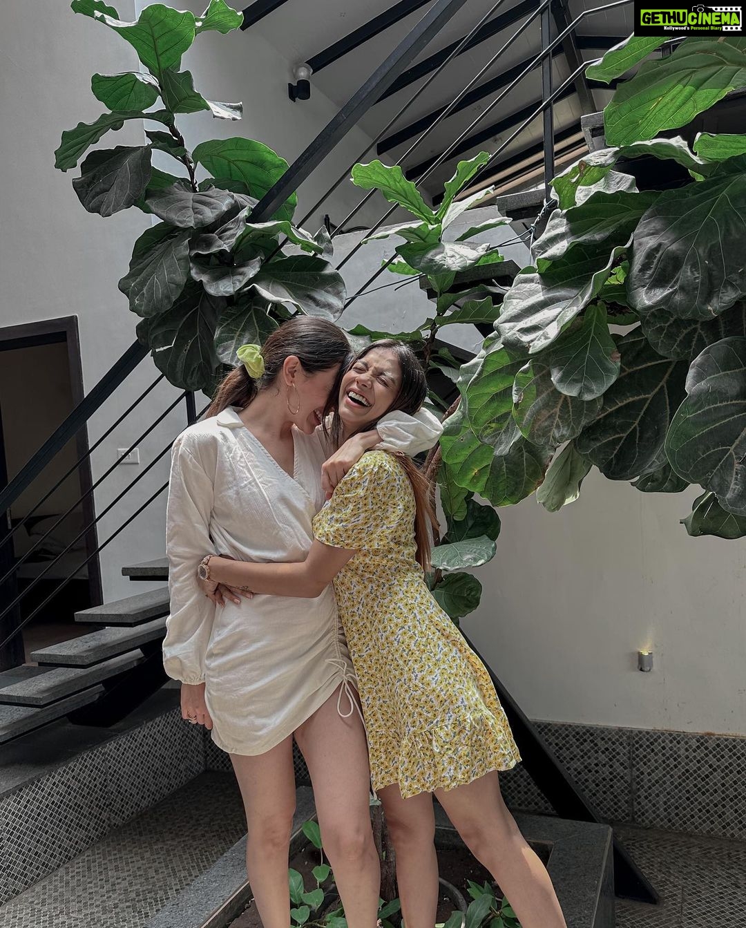 Simran Budharup Instagram - I like me better when Iām with you š¤š š @redstonevillas #vineyardsbyredstonevilla ⢠⢠⢠⢠#wanderlust #bff #travelgram #bestfriends #travelblogger #nashik #bestie Nashik