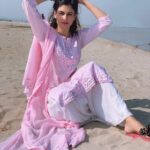 Simran Kaur Mundi Instagram - #Throwback to sitting #Ganga kinarey😇❤️