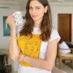Simran Kaur Mundi Instagram - Coffee?? ☕️