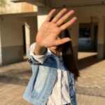 Simran Sharma Instagram – Two of my favourites, my denim jacket and the golden hour☀️💙 #sunshine #goldenhour #simransharma