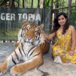 Sivaangi Krishnakumar Instagram - Surreal🫣♥️ this is that girl who used to run seeing cows and dogs..but this was also fun🥰 Amari Pattaya