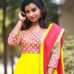 Sivaangi Krishnakumar Instagram – Sunshine🌞✨
Outfit : @labelswarupa 
Photo : @raghul_raghupathy 
Makeup and hair : @arupre_makeup_artist 
Retouch : @retouch_by_gokul 
Earrings @original_narayanapearls