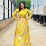 Sivaangi Krishnakumar Instagram - 💛💛💛 Catch me on super singer 9 today💛 Wearing @diademstore.in Makeup @arupre_makeup_artist Pictures @maanasi.k 😘😘
