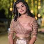 Sivaangi Krishnakumar Instagram – For @behindwoodsofficial gold icons! ❤️
Wearing @rehanabasheerofficial 
Styling @jayalakshmisundaresan 
Makeup @arupre_makeup_artist 
Photo @raghul_raghupathy
Retouch @retouch_by_gokul