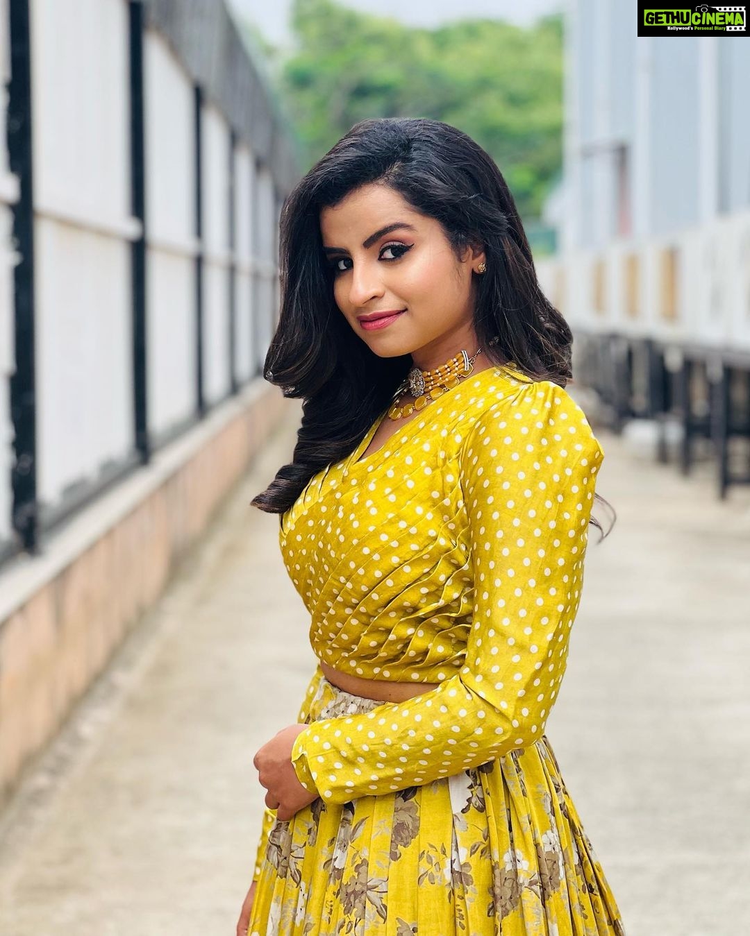 Sivaangi Krishnakumar Instagram - πππ Catch me on super singer 9 todayπ Wearing @diademstore.in Makeup @arupre_makeup_artist Pictures @maanasi.k ππ
