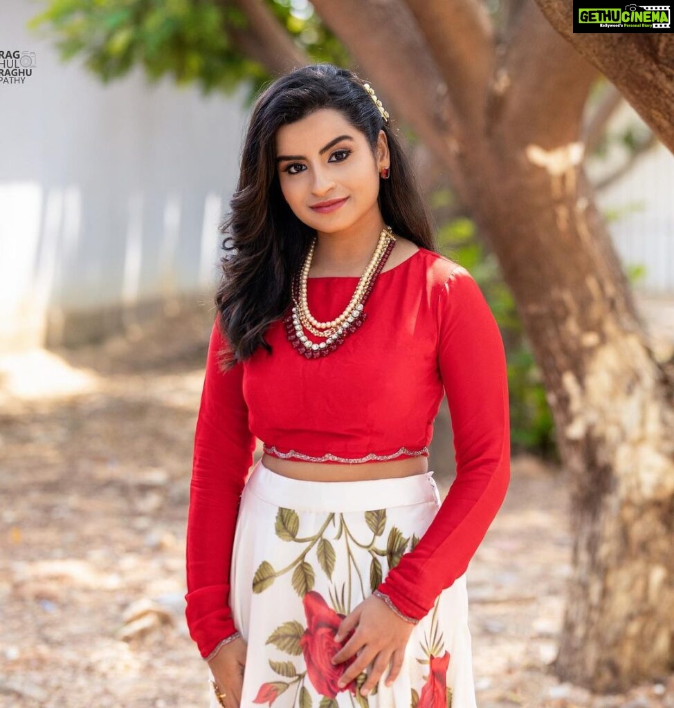Sivaangi Krishnakumar Instagram - Red edition❤️ Outfit @elegant_fashion_way Hair and makeup @arupre_makeup_artist Photo @raghul_raghupathy Retouch @retouch_by_gokul