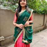 Smruthi Venkat Instagram – அனைத்து அன்பு உள்ளங்களுக்கும் இனிய சித்திரை புத்தாண்டு நல்வாழ்த்துக்கள் ✨❤️

Half saree @swarnasaris