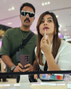 Sneha Instagram - She is not just my girl. She is My girl, my home, my heart, my soul, my nest and all the rest. Happy Valentine's day ❤️
#happyvalentinesday 
#sheismyrock 
#sheismyeverything 
#myheartandsoul❤️