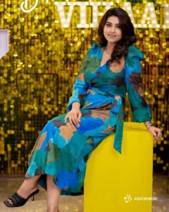 Sneha Instagram - One of the happiest moments in life is when you find the courage to let go of what you can't change. 

@prasanna_actor
@geetuhautecouture 
@geetuevents 
@ashokarsh 

#throwback #birthdaypic #vihaan #snehaprasanna #celebration #aadyanthaa