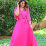 Sneha Instagram - I don't think I will ever get tired of wearing pink 💗💓💖 @clicks_by_ajay @itz_rajesh24 #lovepink #myfavirotecolor #alwazbekind #lovewatudo💕 #pinkdress #pinkgown #mrnmrs #etvtelugu #lifeisbeautiful
