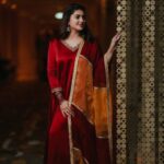 Sneha Instagram - You can not go back and change the beginning, but you can start from where you are and change the ending. @geetuhautecouture @geetunaidu03 @ashokarsh @vijiknr @bronzerbridaljewellery #weddingdress #festivalwear #sisterlove❤️ #lovewatudo💕 #liveinthemoment #salwarsuits