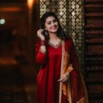 Sneha Instagram - You can not go back and change the beginning, but you can start from where you are and change the ending. @geetuhautecouture @geetunaidu03 @ashokarsh @vijiknr @bronzerbridaljewellery #weddingdress #festivalwear #sisterlove❤️ #lovewatudo💕 #liveinthemoment #salwarsuits