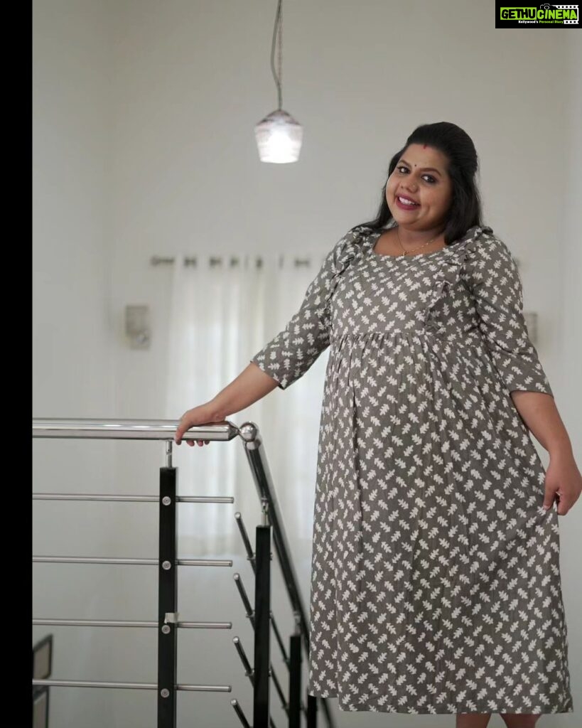 Sneha Sreekumar Instagram - 😍 Mua @makeupbyanil Costume @leyandadesigns 📷 @randheerkr #cotton #maternitywear