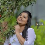 Sneha Sreekumar Instagram – ❤❤
👗 @anuthreadsbridalstudio
📷 @3leafweddingphotography
Mua @shinuramakrishnan
Hair @subuus_167165

#morningvibes #mandothari #marimayam #mazhavilmanorama