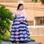 Sneha Sreekumar Instagram - ❤️❤️❤️❤️❤️ 📷 @3leaf_photography Mua @makeupbyanil Location @johnsvillage #pregnancylife #happymoments #happylife #reelsvideo❤️ #reelsinstagram #reelaupload #reelsvideo #marimayam