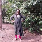 Sneha Sreekumar Instagram – Chumma🤣🤣
#reelsinstagram #reelsvideo❤️ #reelaupload #reelsofinstagram #marimayam #marimayamteam #zeekeralam #mazhavilmanorama #pregnancylife #7monthspregnant #shooting