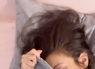 Sneha Ullal Instagram - A lil drama before Bedtime #snehaullal
