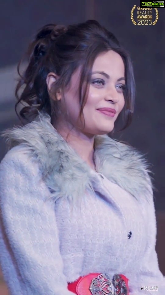 Sneha Ullal Instagram - Grand Beauty Awards Season - 8. Bollywood Actress @snehaullal Associate with @blushrsbhopal (professional beauty store Bhopal) Seminar by @makeover_by_heenajoshi Makeup partner @secret.wellness Photography partner @dream_bollywood_studio @udayahuja01 GBA official Security partner @amitrajput3331 GBA OFFICIAL ANCHOR @anchor_shreya_sharma_official GBA official Media Partner @tnaindia @ankitpachauri93 @shikha_dwivedi20 Fashion show managed by @its__anaskhan Event managed by #riteshsharma