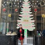 Sneha Ullal Instagram - Had a lovely Christmas brunch at @radissonblumumbaiairport hosted by the General Manager Mr Vishal Kapoor.Had to get this picture clicked to put in focus that unique Xmas tree behind me,its made from waste wood.Upscaling as we care” is what the hotel swears by.The chefs took extra care and provided for me a separate vegan menu and for dad a diabetic one,which always means a lot to me.The hospitality at @radissonblumumbaiairport was perfectly warm and polite and not just because I’m a celebrity but to all the guest which is how it should be.So thank you.🙏🎄❤️.Merry Xmas & a happier New year to you all. Radisson Blu Mumbai International Airport
