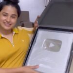 Snehan Instagram - Oru nalla vishayam?oru ketta vishayam? Full video Sneham talks YouTube channel la parunga 🌿🤞🏻 #silverbutton