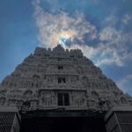 Sobhita Dhulipala Instagram - Beautiful day today at Kanchipuram. Fam jam ♥️ Seen here is the Kanchi Kamakshi Ambal temple and Sri Sankara Matham. Kanchipuram காஞ்சிபுரம்