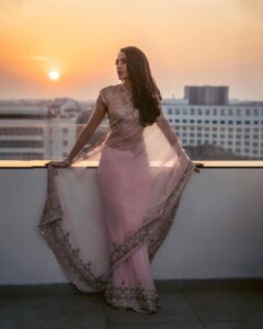 Sobhita Dhulipala Instagram - ♥️ to @manishmalhotra05 for custom making the prettiest pink saree I got to wear last night in Chennai for PS2 trailer and audio launch!
Styling by @ekalakhani @team___e 
Hmu @shraddhamishra8 
Photographs by the lovely @thestoryteller_india