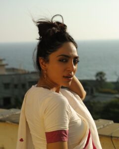 Sobhita Dhulipala Instagram - Indian summer ☀️
Images by @mourya