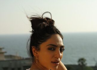 Sobhita Dhulipala Instagram - Indian summer ☀️ Images by @mourya