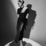 Sobhita Dhulipala Instagram - Beautiful evening with @dior at their newly opened boutique #diorfall23 📸 @banjaariii #Ad DLF Emporio Mall