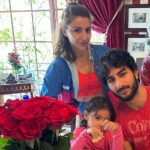 Soha Ali Khan Instagram – Hope you can stop to smell the roses on your birthday 🌹 @______iak______ #happybirthday iggy!