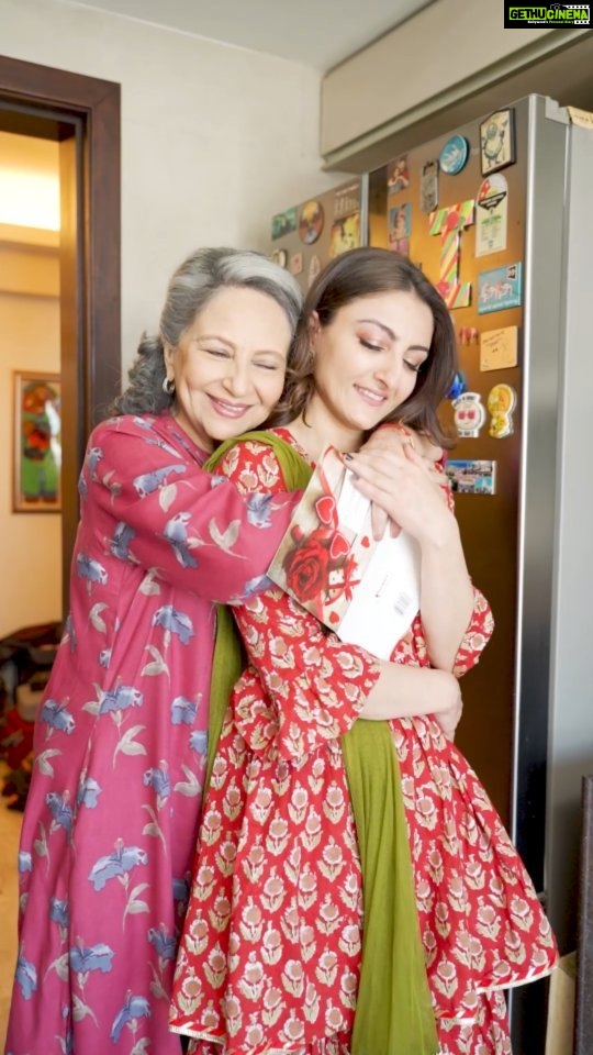 Soha Ali Khan Instagram - Here's a tribute to my OG Valentine. The one who makes me a better person everyday. As someone who has always admired her passion towards cooking, I decided to give her Prestige's incredible range of kitchen appliances. Just like amma, Prestige's range is known for its strength, innovation, and uniqueness. Make your Valentine's day a memorable one with TTK Prestige! Kyunki jo apno se karein pyaar, wo Prestige se kaise karein inkaar? #AD #Prestige @ttkprestige #CelebrateAllKindsOfLove