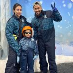 Soha Ali Khan Instagram - It's a "chill" day for goodness flake, if you catch my drift !! #snowpuns #uptosnowgood