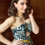 Soha Ali Khan Instagram – Go figure 🤎 outfit- @nikitamhaisalkar
jewellery- @ishhaara 
@minerali_store 

styled by- @kareenparwani