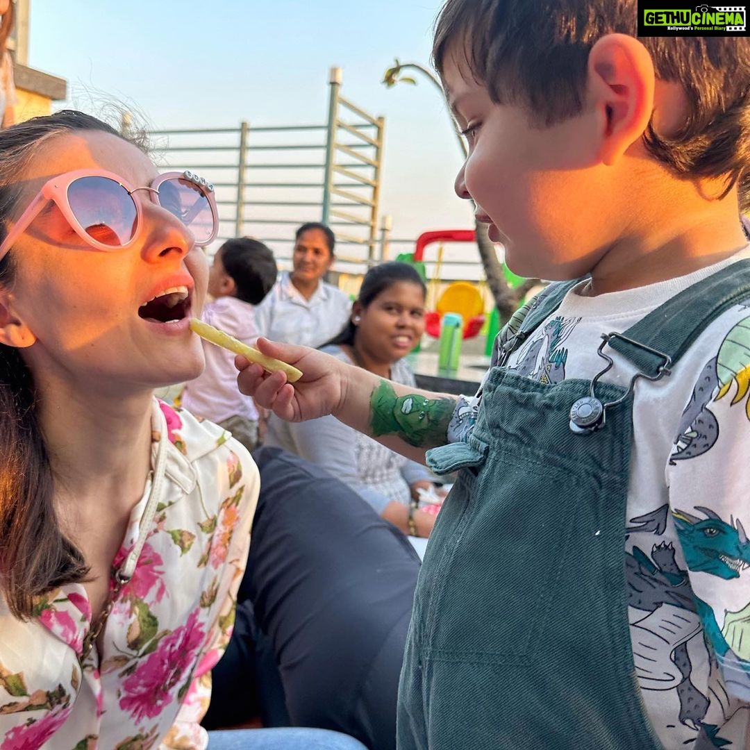 Soha Ali Khan Instagram - Here's to making more great music, having the best chats, eating the yummiest food and chillin' like a villain' - love you Jeh baba. Happy Second Birthday. @kareenakapoorkhan